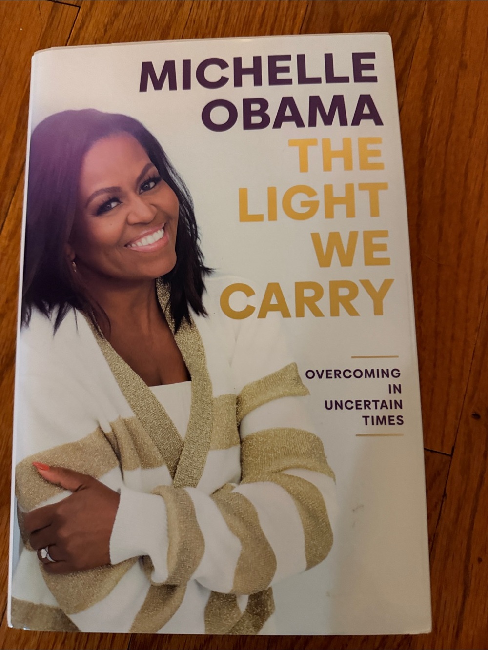 Michelle Obama — The Light We Carry (White & Gold)